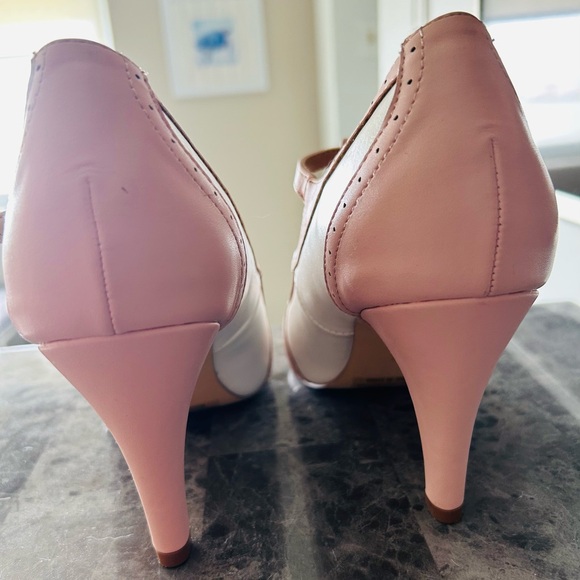 Shoes - Picture 2 of 2